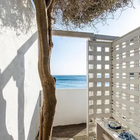Meltemi Apartment By Opus Agios Stefanos  Exteriér fotografie